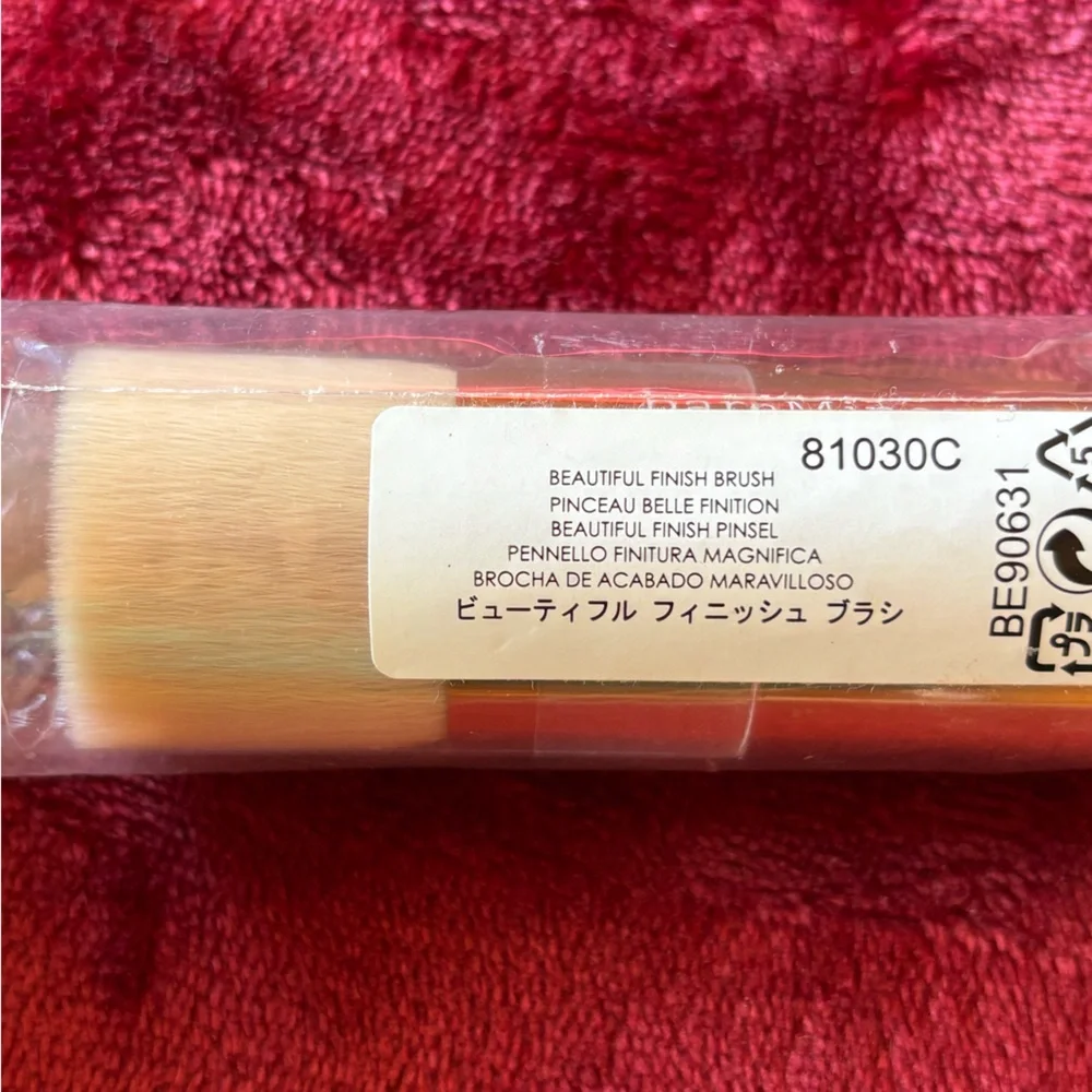 New Sealed Lot 10 Assorted Eyeshadows Blush Veil Eyeliner Brush Radiance - Picture 2 of 11